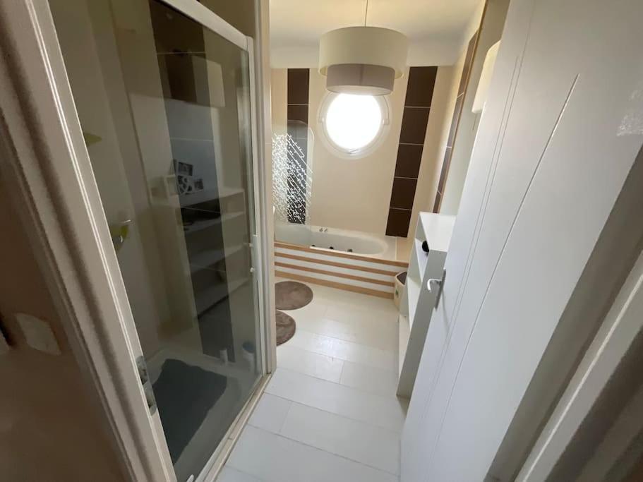 Charmant T2, Cl 3 Etoiles, 4 Lits, 4 Personnes Et 1Enfant, Parking Et Terrasse Saint-Sever  Exterior foto